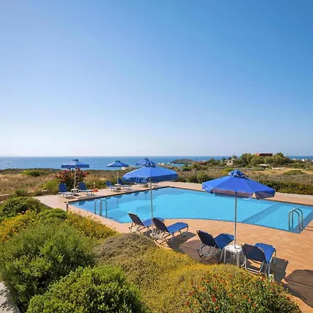 In Chania With Outdoor Pool * La Canée