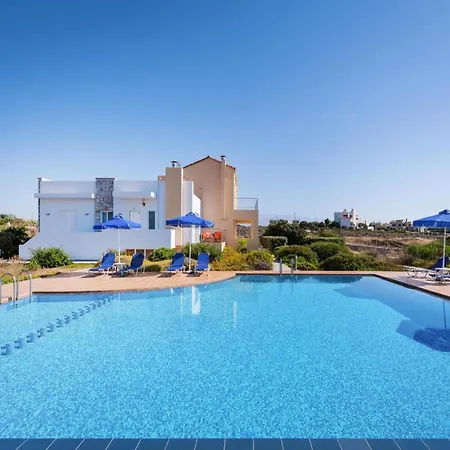 Apartment In Chania With Outdoor Pool *