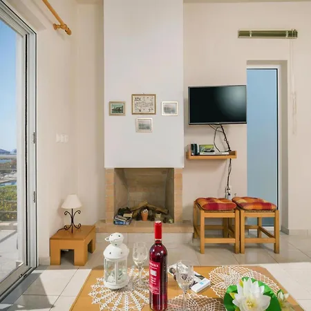 Appartement In Chania With Outdoor Pool La Canée