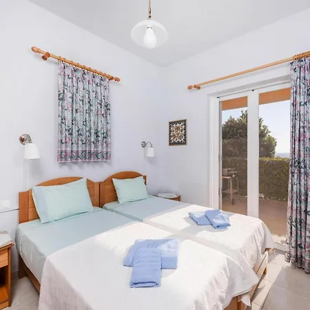 In Chania With Outdoor Pool Appartement *